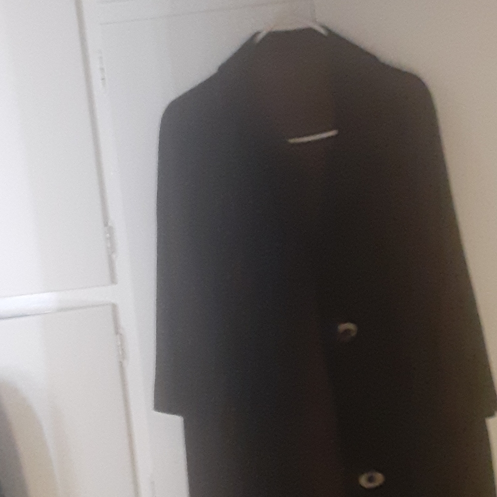 Vintage 3/4 length coat with bone buttons &3/4 sle